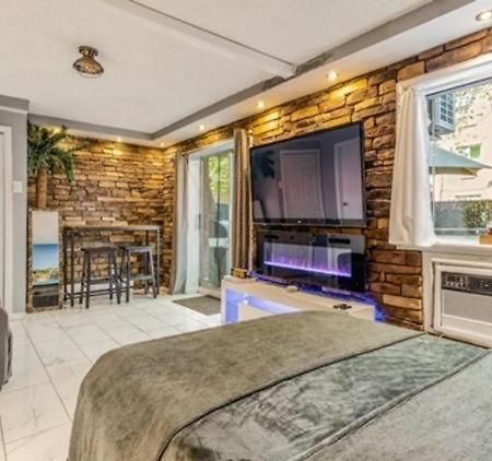 Brooklyn Spacious Space With Private Entrance, Bathroom, & Backyard - Full-Kitchen Нью-Йорк Экстерьер фото