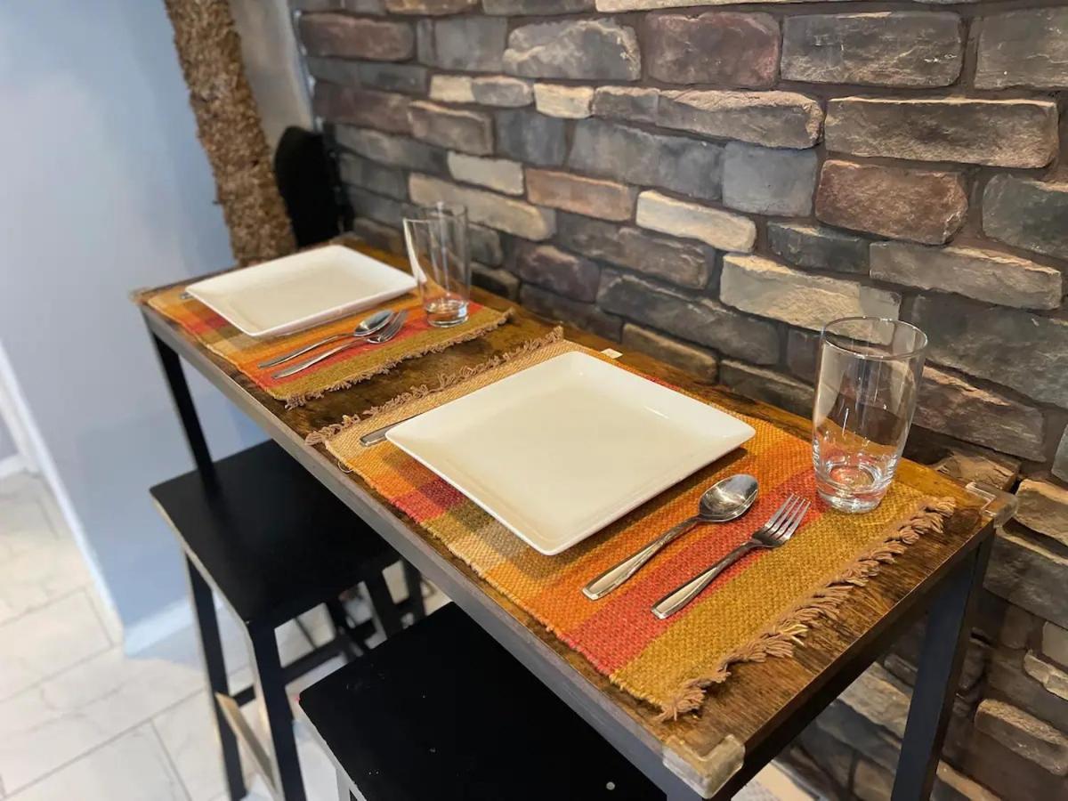 Brooklyn Spacious Space With Private Entrance, Bathroom, & Backyard - Full-Kitchen Нью-Йорк Экстерьер фото