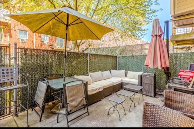 Brooklyn Spacious Space With Private Entrance, Bathroom, & Backyard - Full-Kitchen Нью-Йорк Экстерьер фото